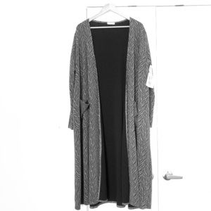 LuLaRoe Elegant Sarah BNWT Med Solid Gray